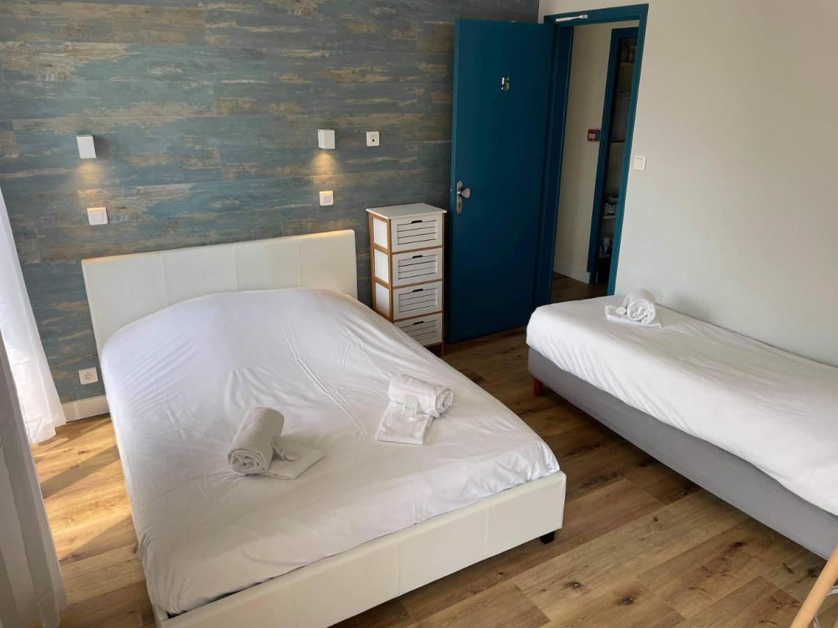 Hotel De La Plage Quineville Экстерьер фото